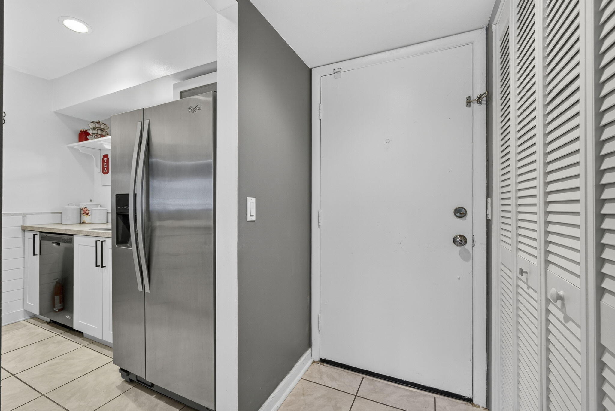 12001 Poinciana Boulevard, Unit 204 Royal Palm Beach, FL 33411 - Photo 12 of 42 Kitchen