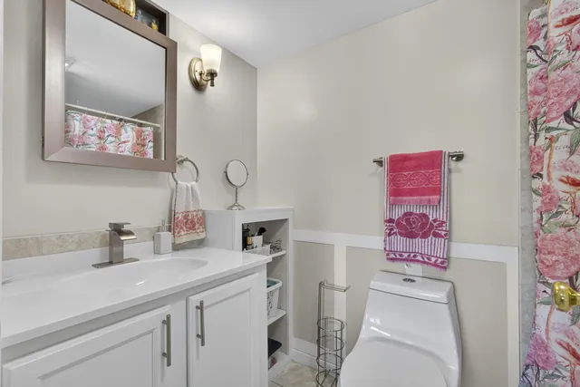 $1,800 | 12001 Poinciana Boulevard, Unit 204, Royal Palm Beach, FL 33411