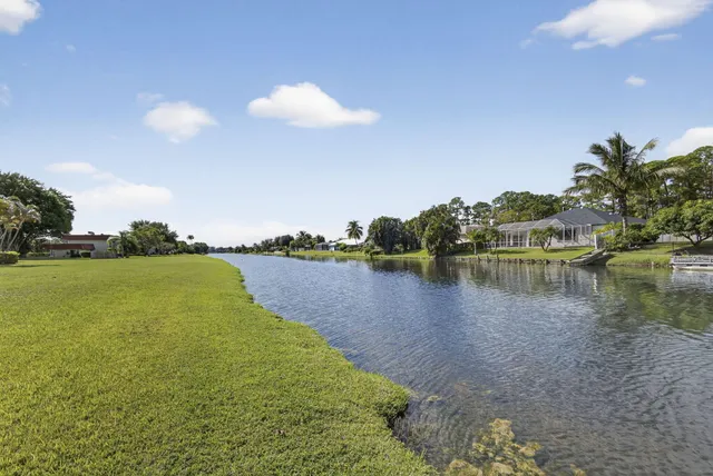 $1,800 | 12001 Poinciana Boulevard, Unit 204, Royal Palm Beach, FL 33411