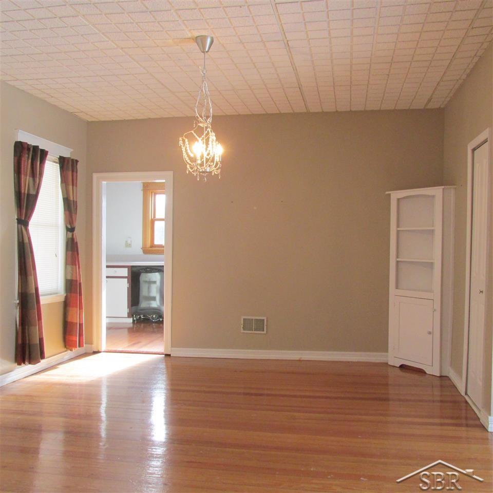 5519 North Seymour Road Flushing, MI 48433 - Photo 5 of 21 31239274-4.JPG