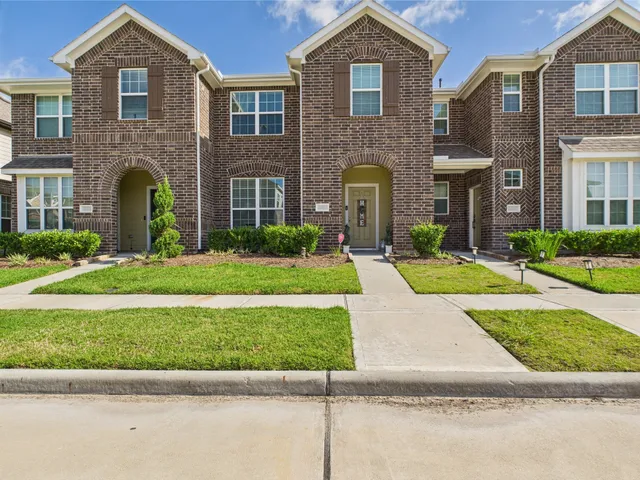 $278,000 | 12671 Taymouth Manor Drive, Unit 6, Humble, TX 77346