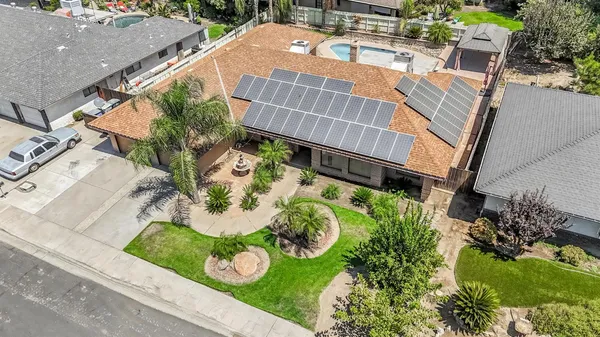 $619,000 | 493 Timmy Avenue, Clovis, CA 93612