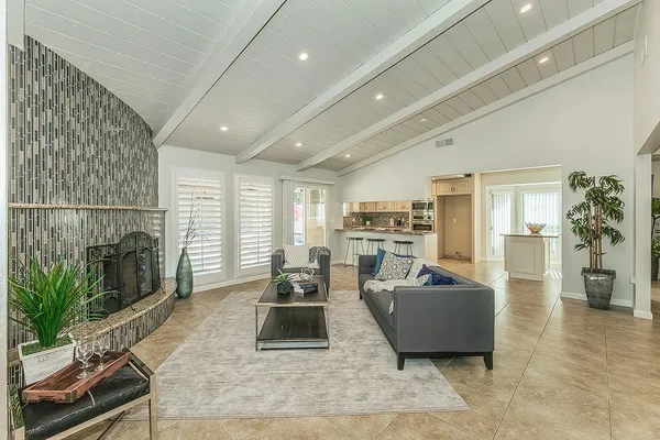 $619,000 | 493 Timmy Avenue, Clovis, CA 93612