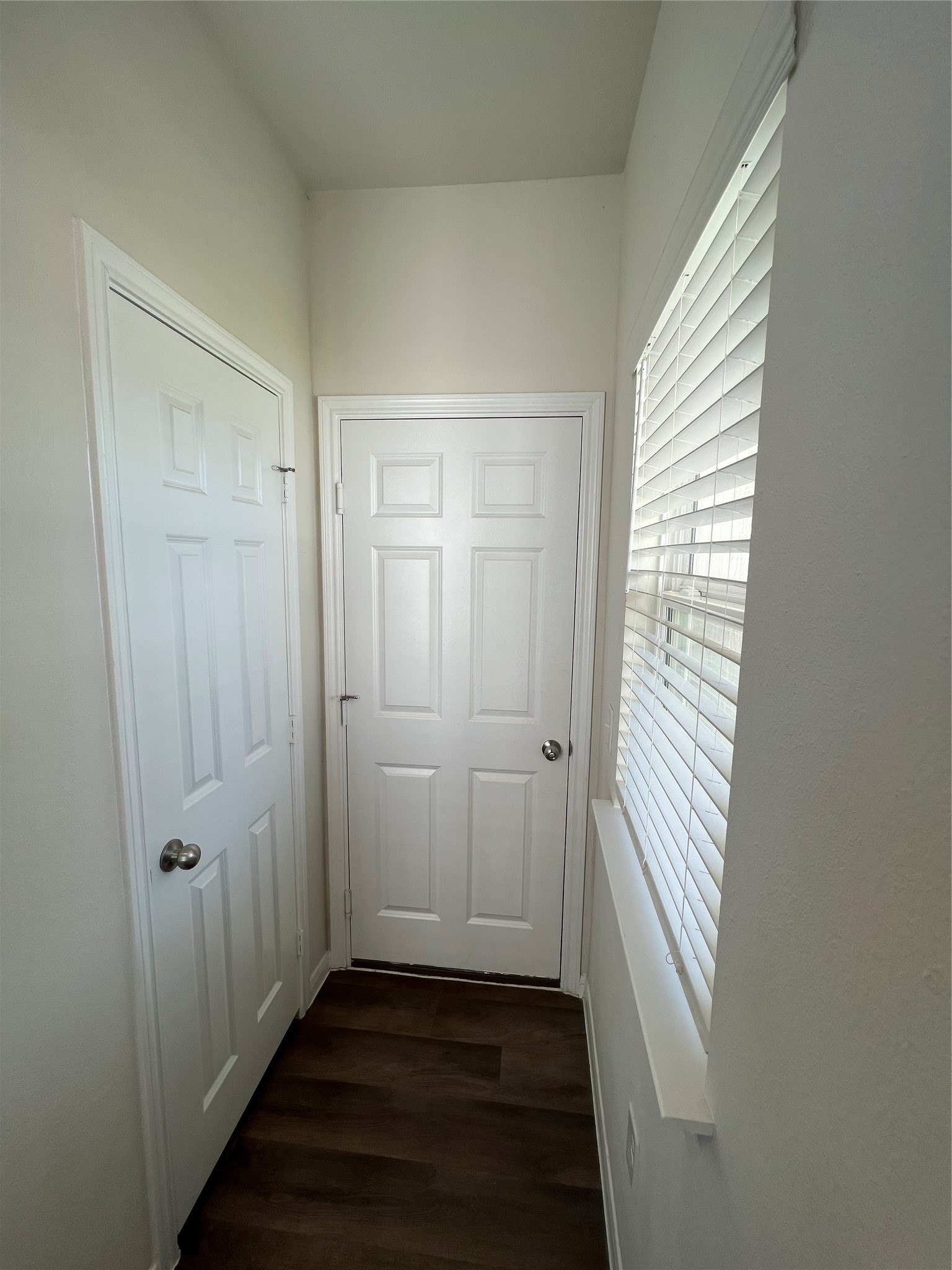 4410 Rushing Ridge Court Houston, TX 77069 - Photo 5 of 29 Gallery Image 5