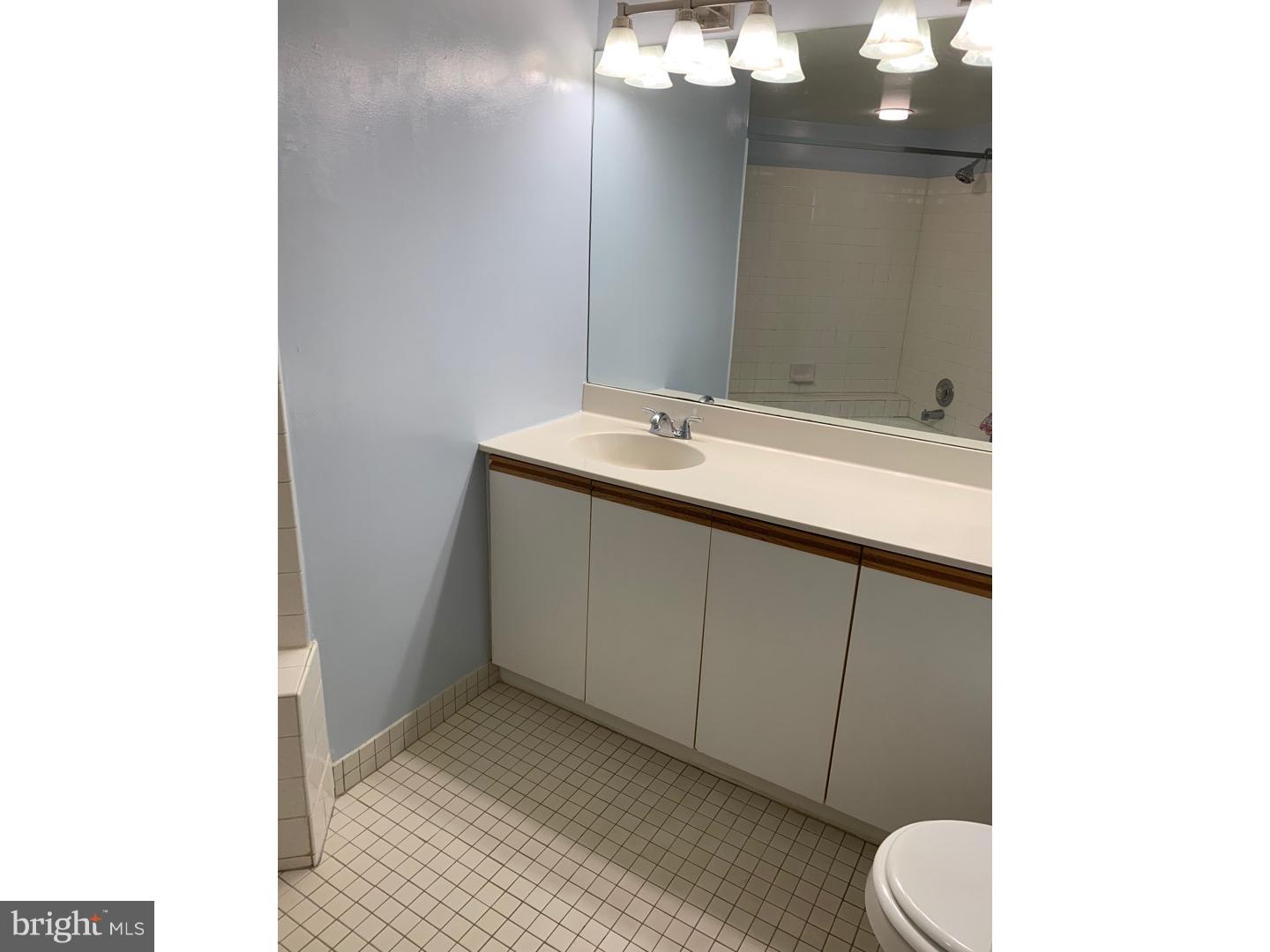 104 Woodside Road, Unit B205 Haverford, PA 19041 - Photo 12 of 24