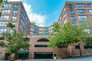 $325,100 | 115 West Peachtree Place Northwest, Unit 707, Atlanta, GA 30313