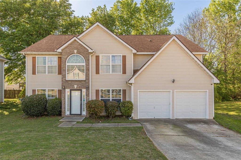 11645 Kades Trail Hampton, GA 30228 - Photo 1 of 32