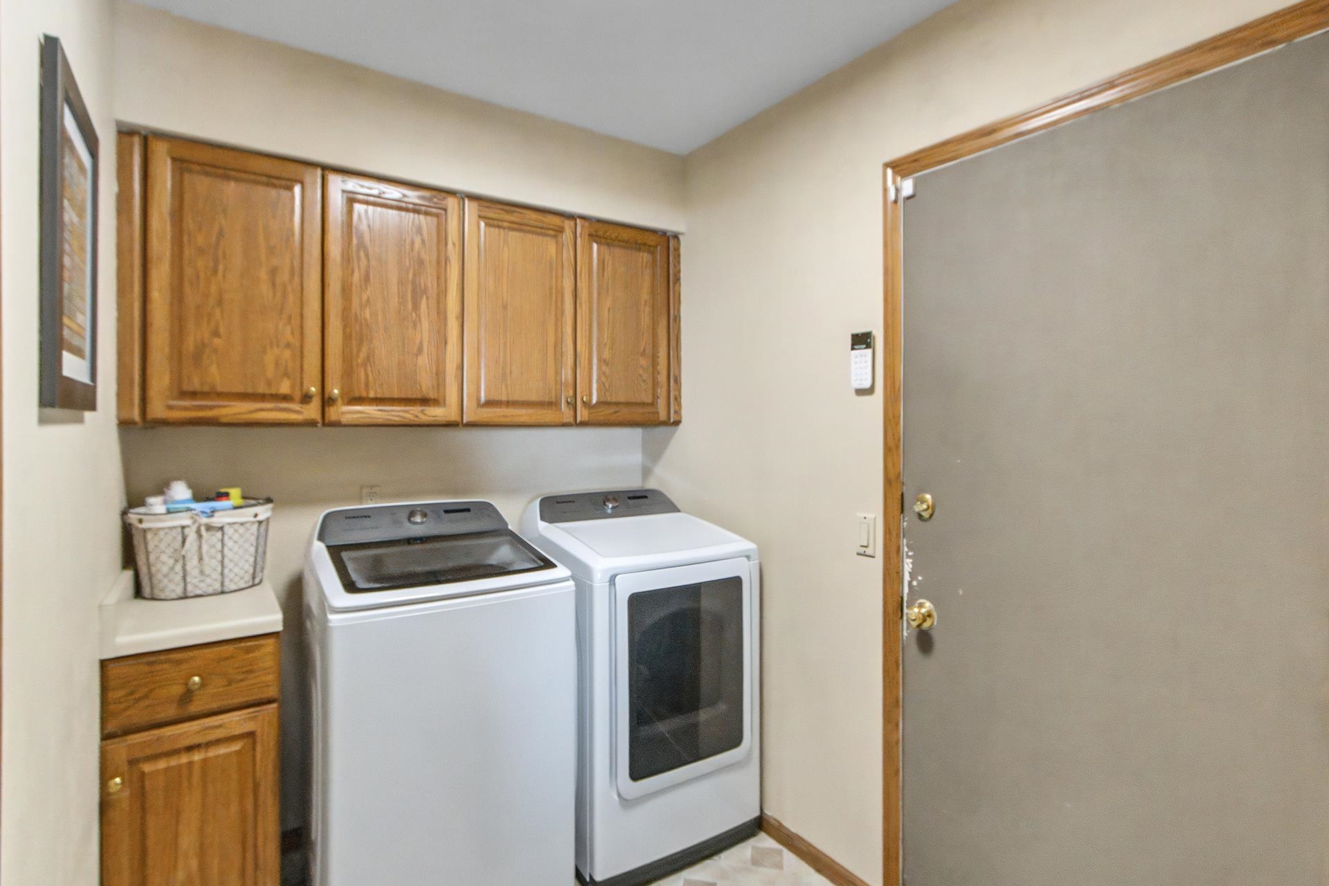 407 Fairbrook Court Waunakee, WI 53597 - Photo 35 of 85