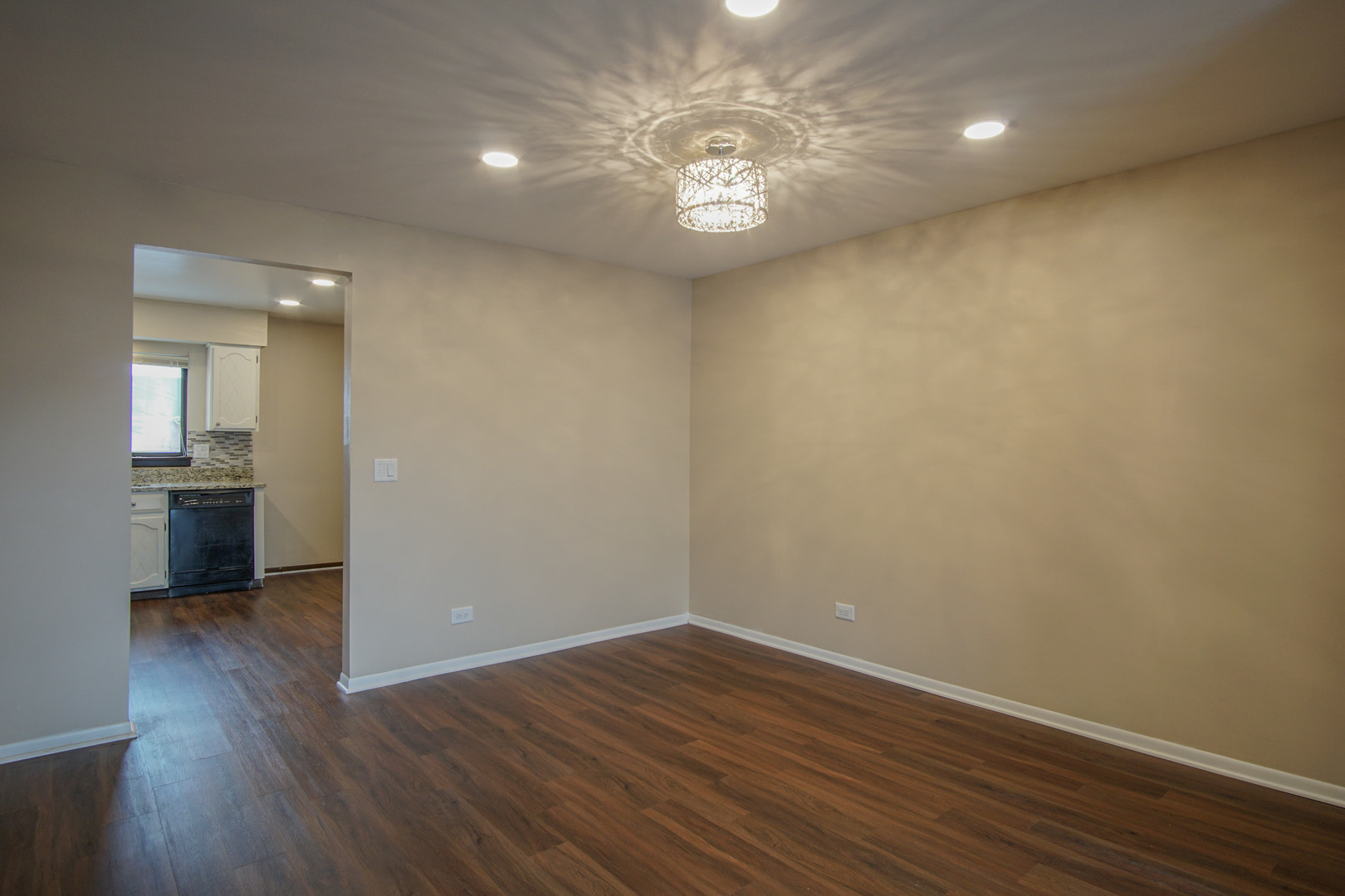 4208 Central Road, Unit 4E Glenview, IL 60025 - Photo 9 of 14