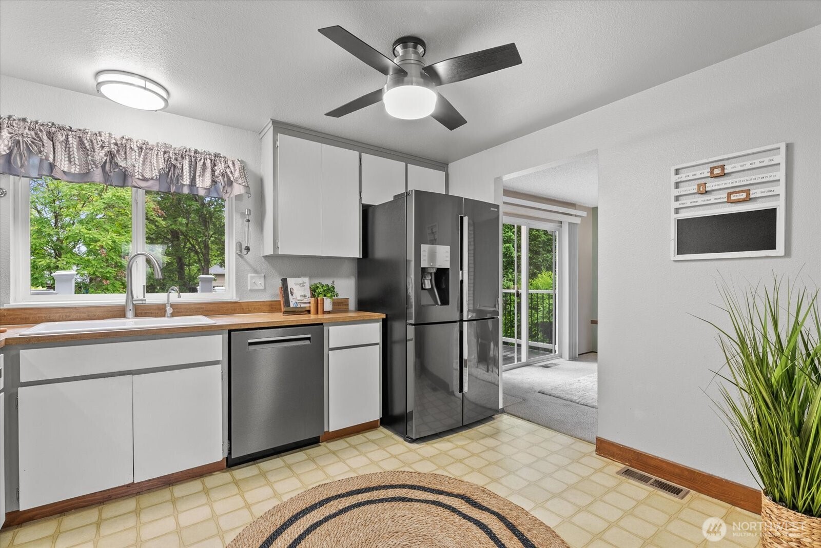 13116 Southeast 188th Street Renton, WA 98058 - Photo 6 of 34