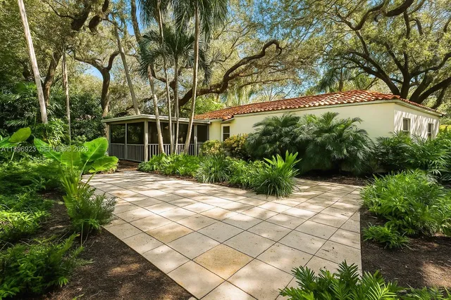 $1,349,000 | 1100 El Rado Street, Coral Gables, FL 33134