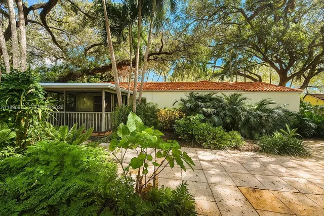 $1,349,000 | 1100 El Rado Street, Coral Gables, FL 33134
