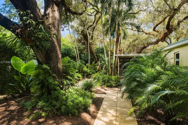 $1,349,000 | 1100 El Rado Street, Coral Gables, FL 33134