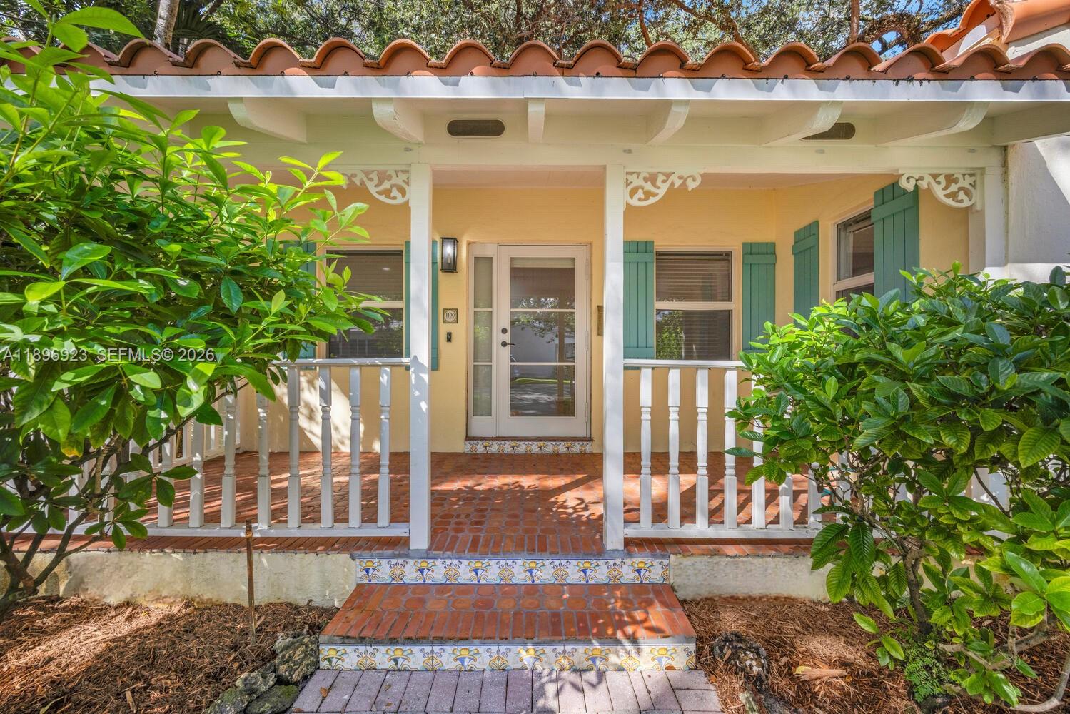 1100 El Rado Street Coral Gables, FL 33134 - Photo 5 of 31