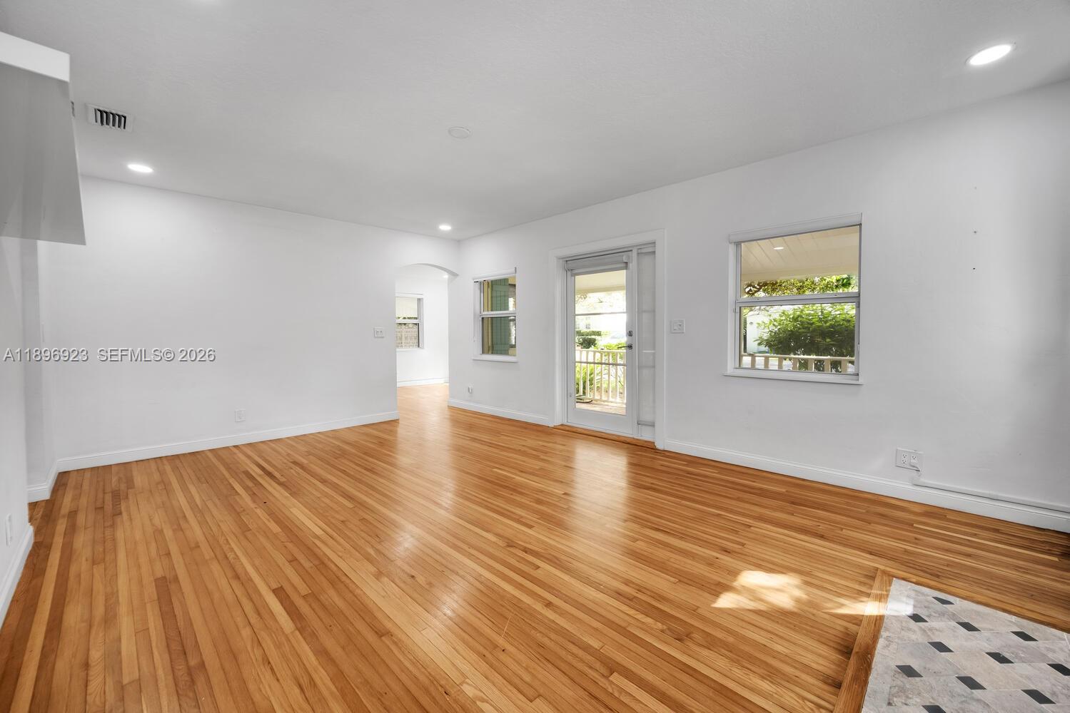 1100 El Rado Street Coral Gables, FL 33134 - Photo 10 of 31