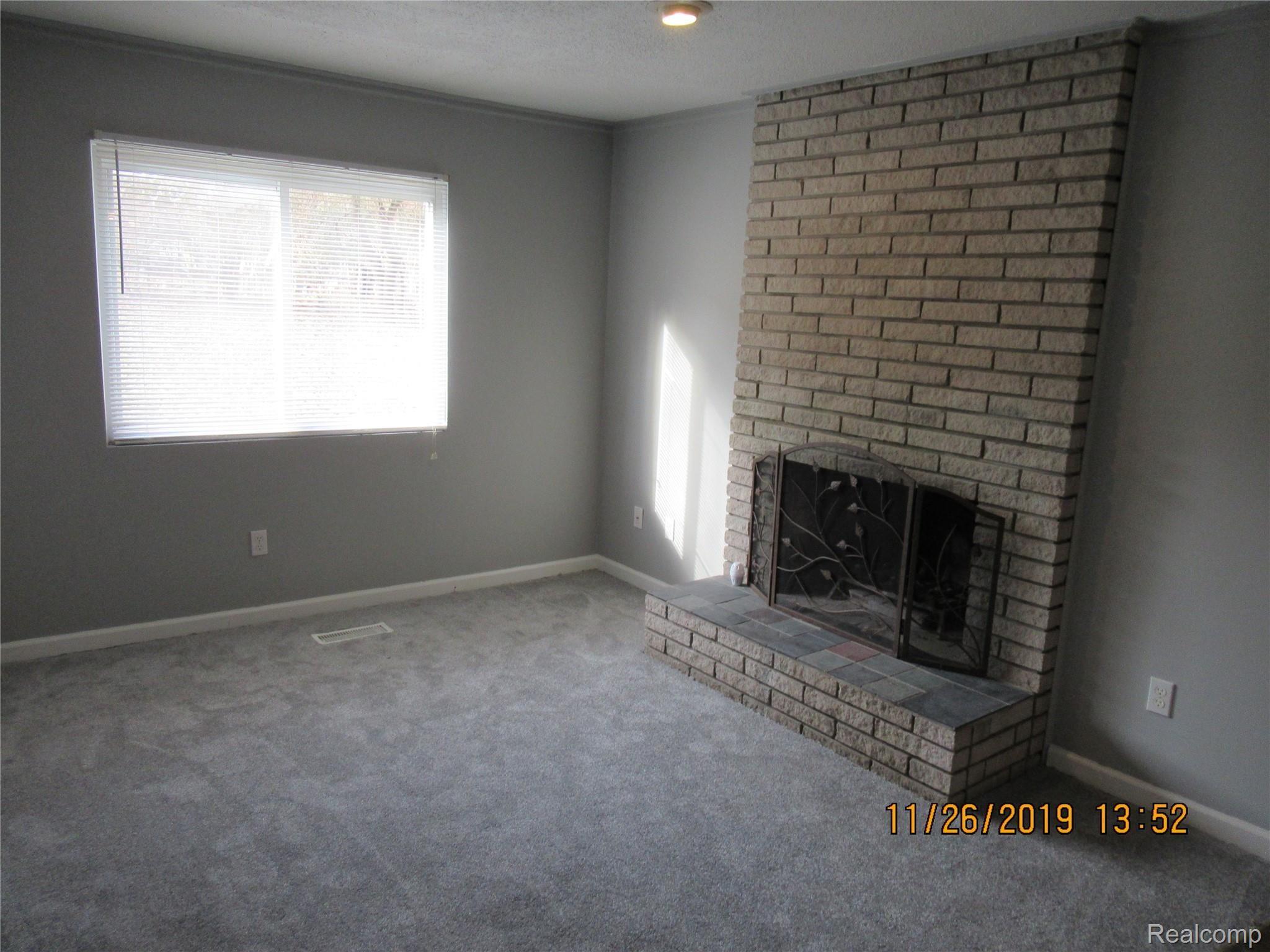 23245 Berg Road Southfield, MI 48033 - Photo 23 of 27 IMG_5872.JPG