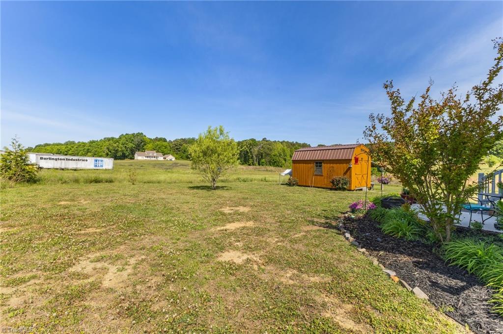 2281 Farmington Road Mocksville, NC 27028 - Photo 29 of 40