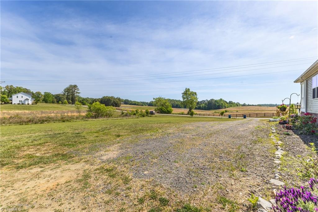 2281 Farmington Road Mocksville, NC 27028 - Photo 33 of 40