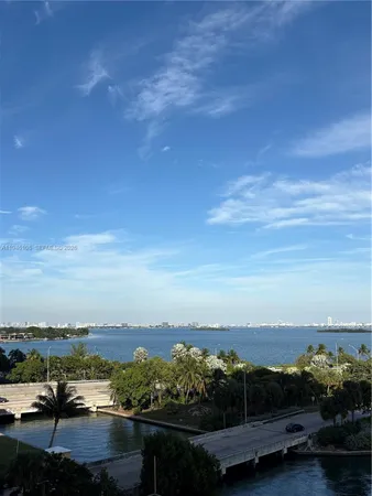 $3,100 | 600 Northeast 36th Street, Unit 714, Miami, FL 33137