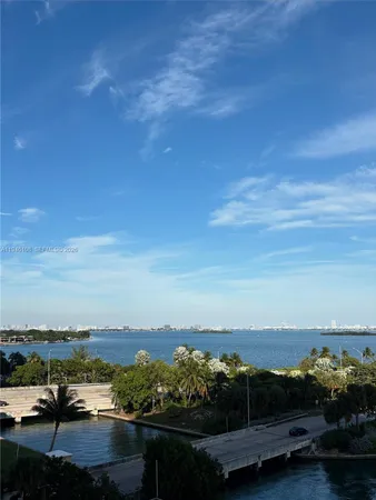 $3,100 | 600 Northeast 36th Street, Unit 714, Miami, FL 33137