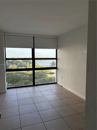 $3,100 | 600 Northeast 36th Street, Unit 714, Miami, FL 33137