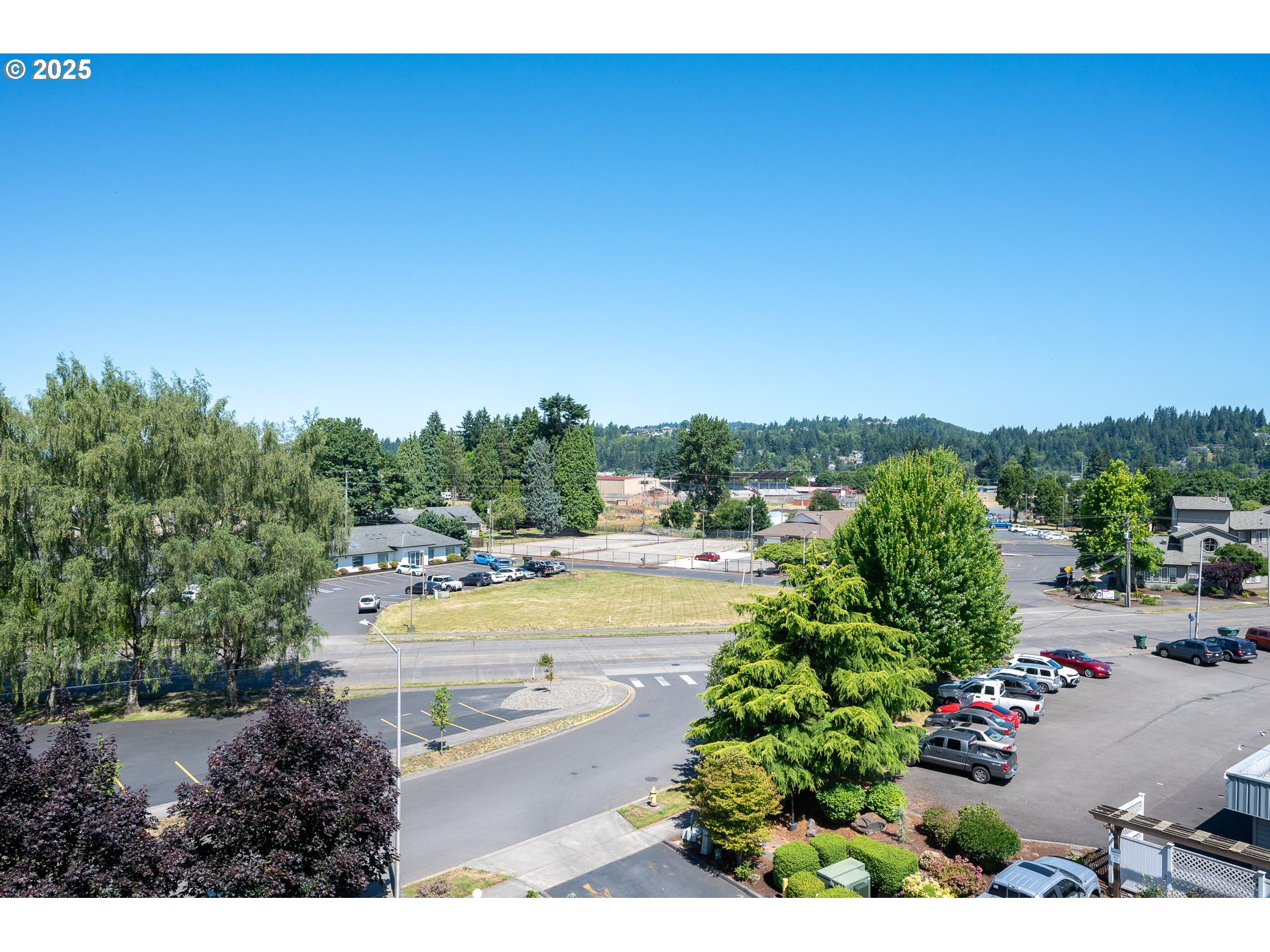 1548 River Road, Unit 401 Longview, WA 98632 - Photo 19 of 34 a view of a lake with outdoor space