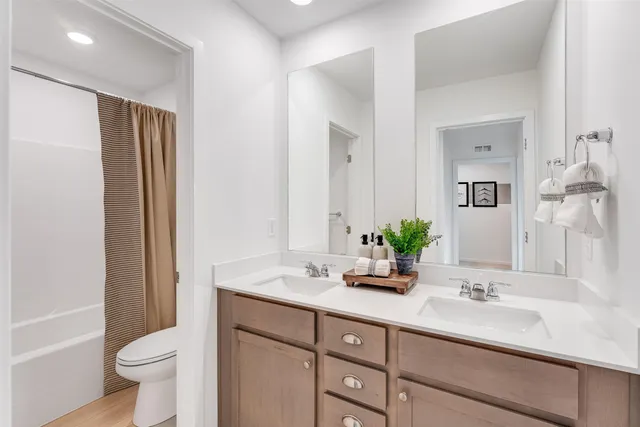 $424,950 | 24830 East Coopers Hawk Lane, Liberty Lake, WA 99019