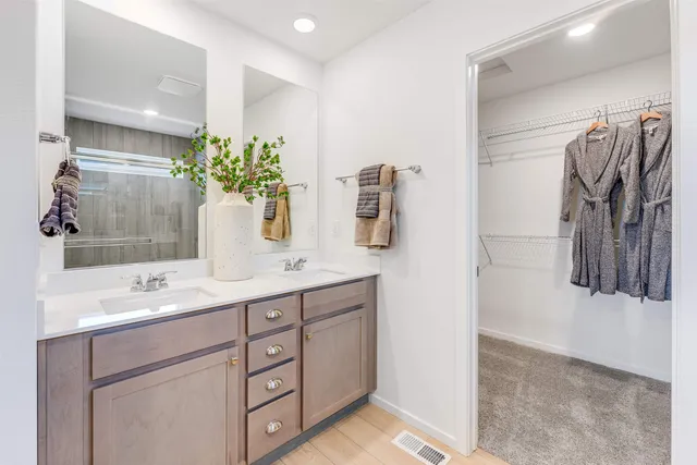 $424,950 | 24830 East Coopers Hawk Lane, Liberty Lake, WA 99019