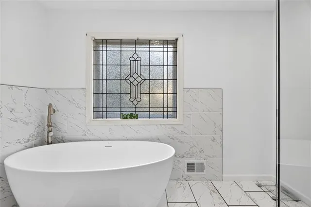 $2,800 | 2222 Amber Creek Trail, Buford, GA 30519