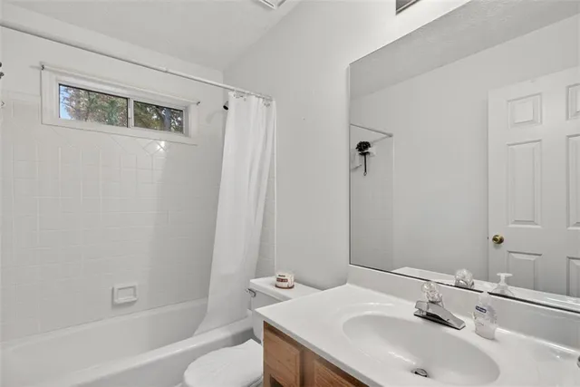 $2,800 | 2222 Amber Creek Trail, Buford, GA 30519