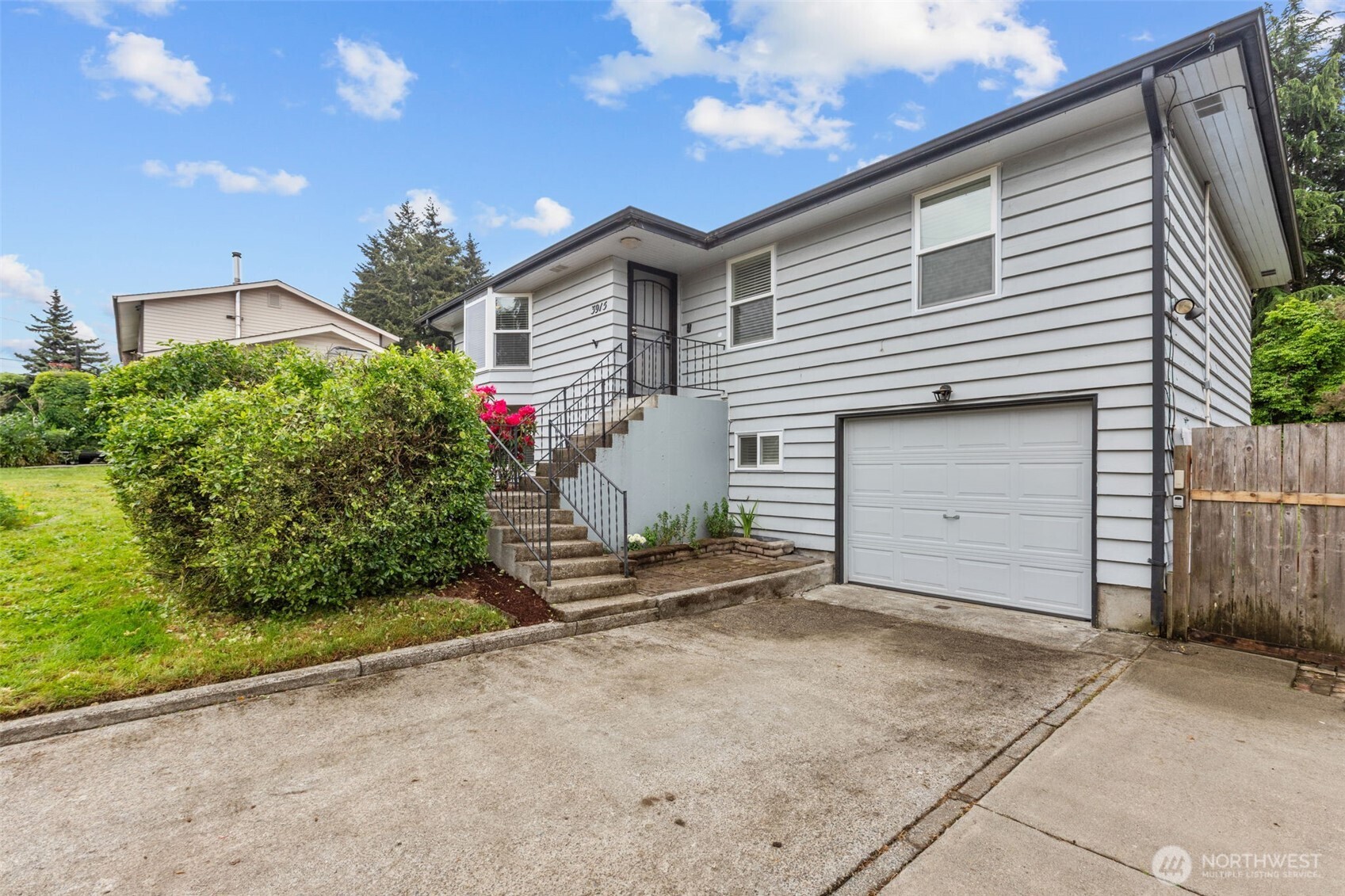 3915 South 248th Street Kent, WA 98032 - Photo 3 of 39