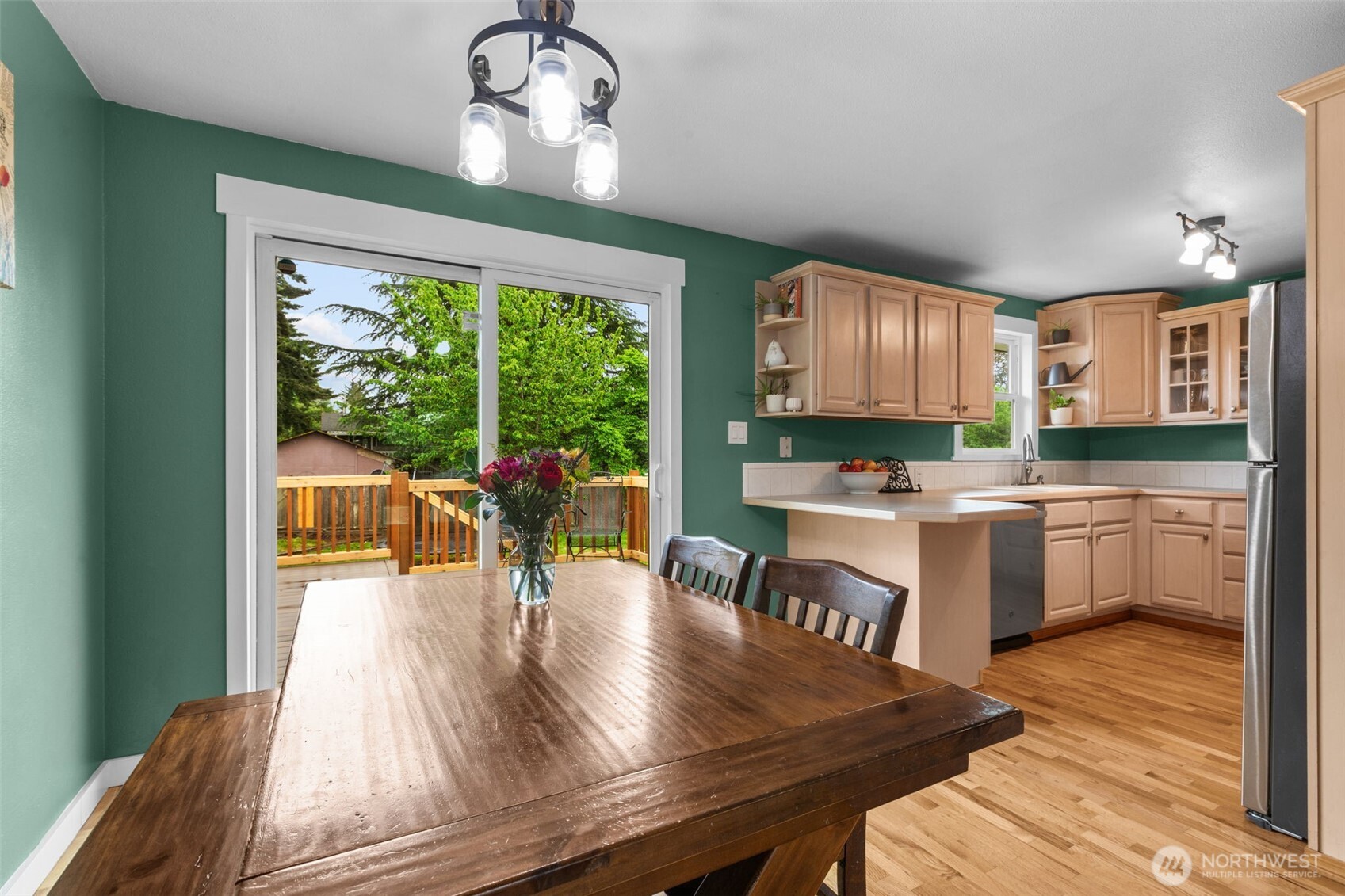 3915 South 248th Street Kent, WA 98032 - Photo 8 of 39
