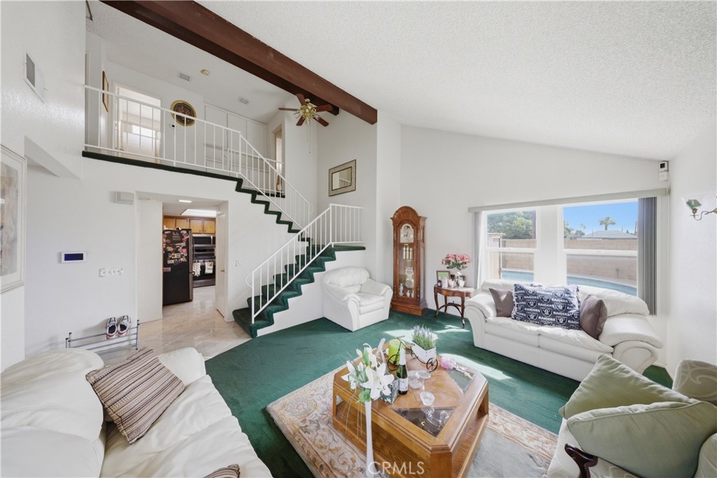1149 North Birch Avenue Rialto, CA 92376 - Photo 3 of 32