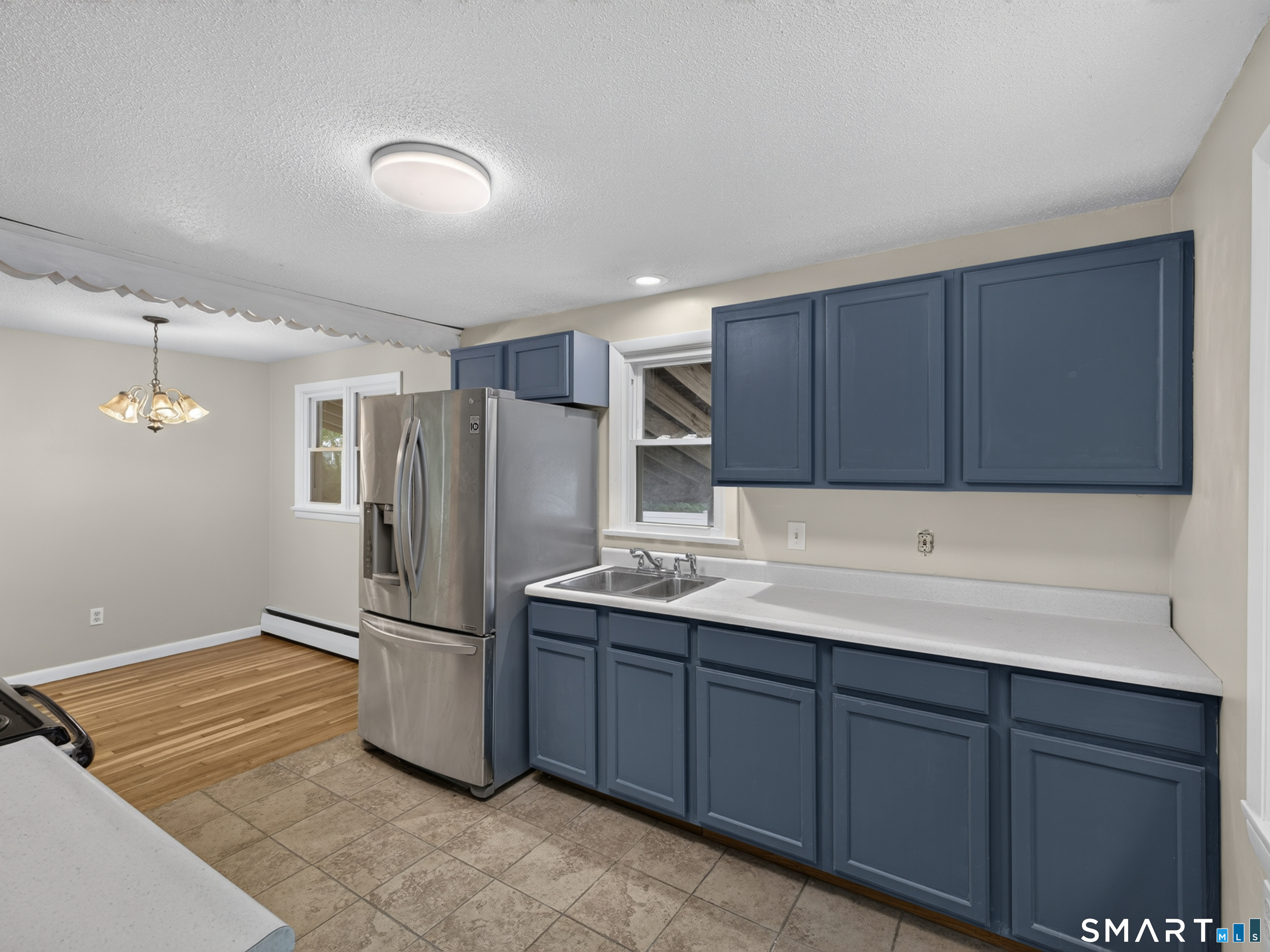 161 Broad Street Groton, CT 06340 - Photo 6 of 35