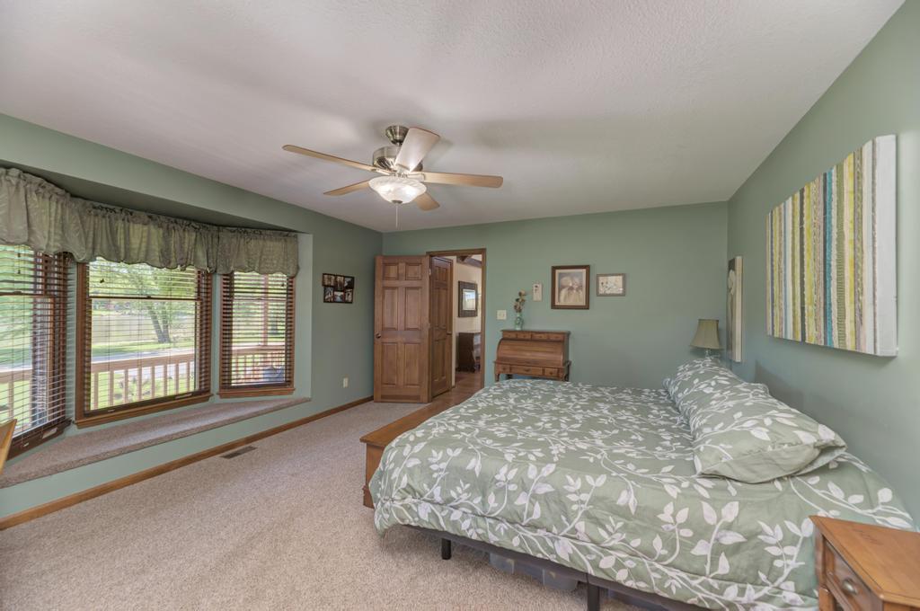 1570 South Sandbar Road Kankakee, IL 60901 - Photo 18 of 45