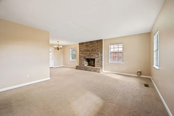 $309,000 | 111 Edgewood Circle, Fort Oglethorpe, GA 30742