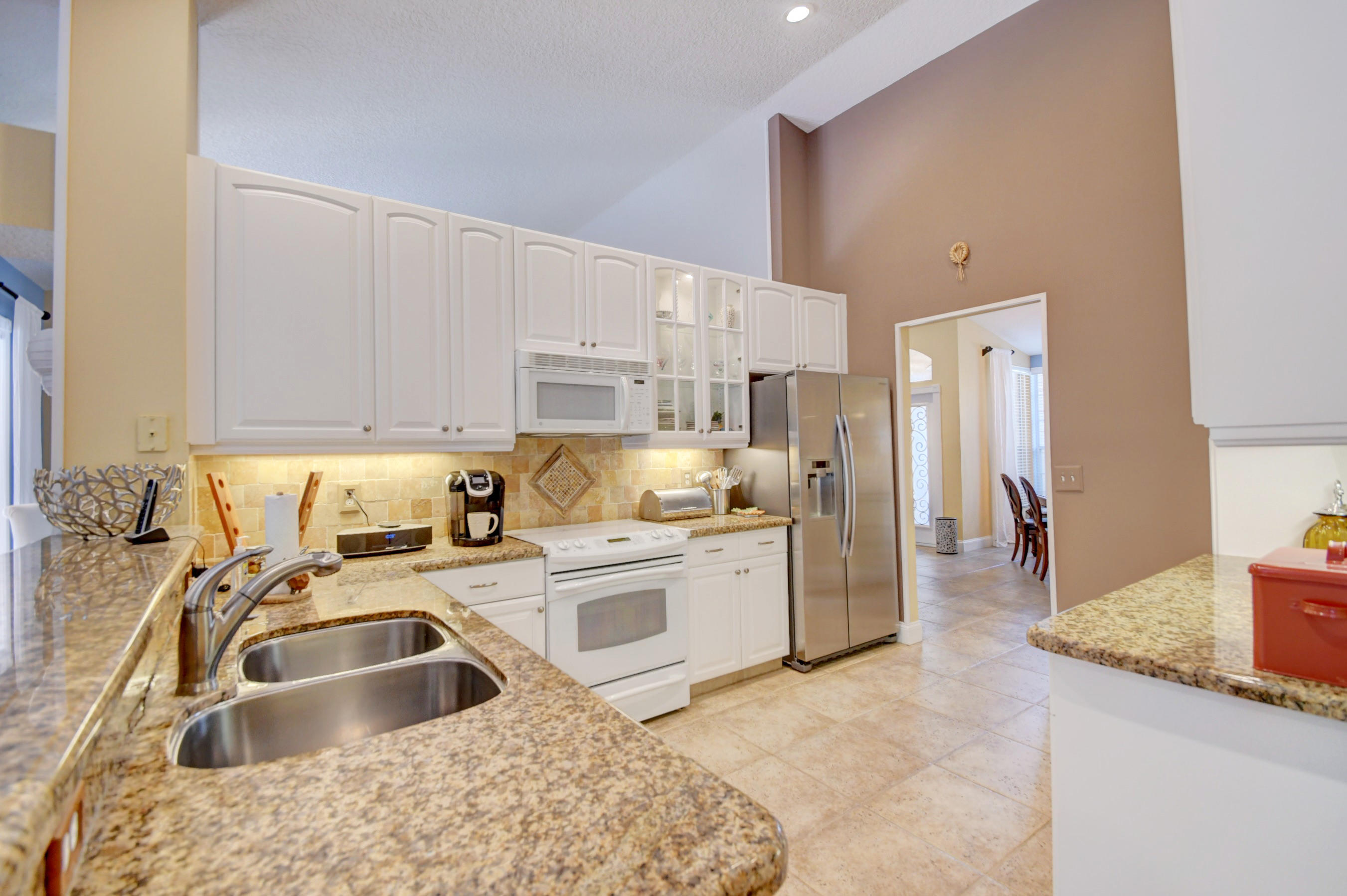 9392 Lake Serena Drive Boca Raton, FL 33496 - Photo 9 of 38 dsc_10001 (63)_4)_5)_6)_7)