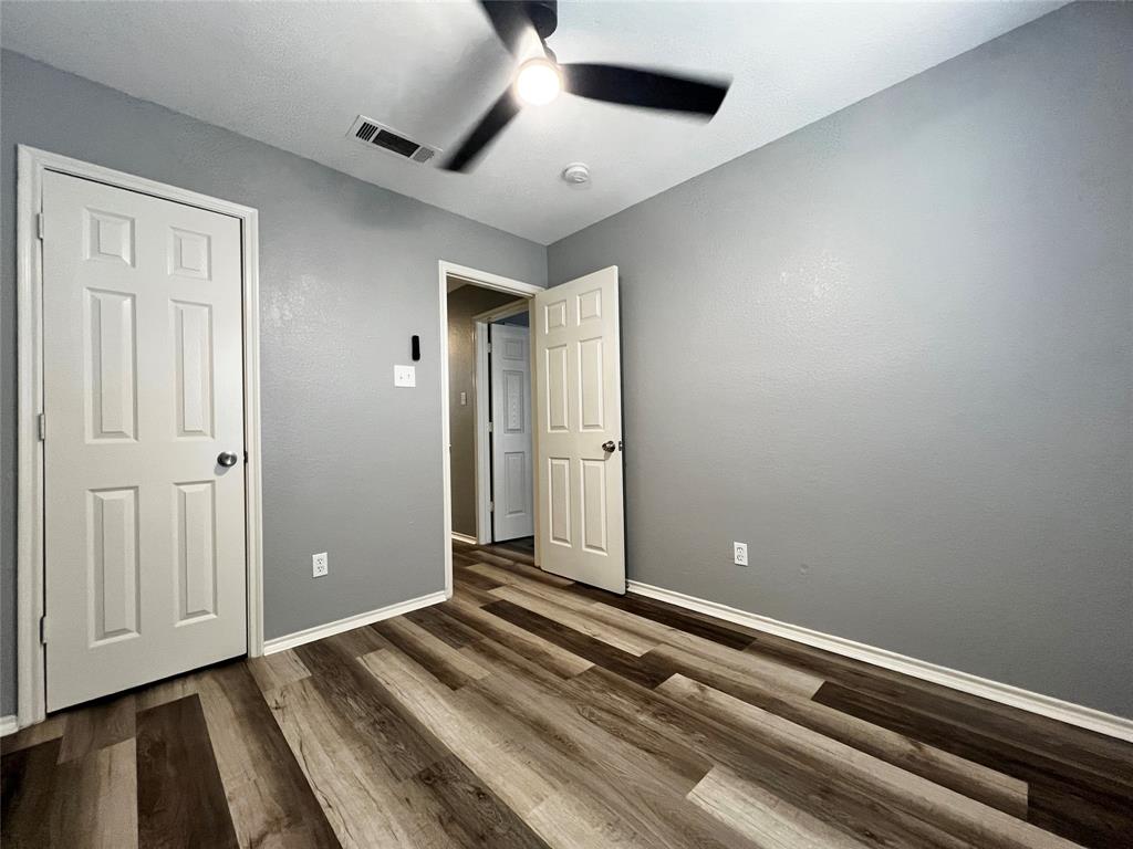 1010 South Retta Street Fort Worth, TX 76111 - Photo 20 of 24