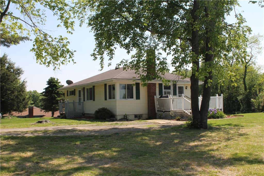 102 Grange Road Beaver Falls, PA 15010 - Photo 2 of 11