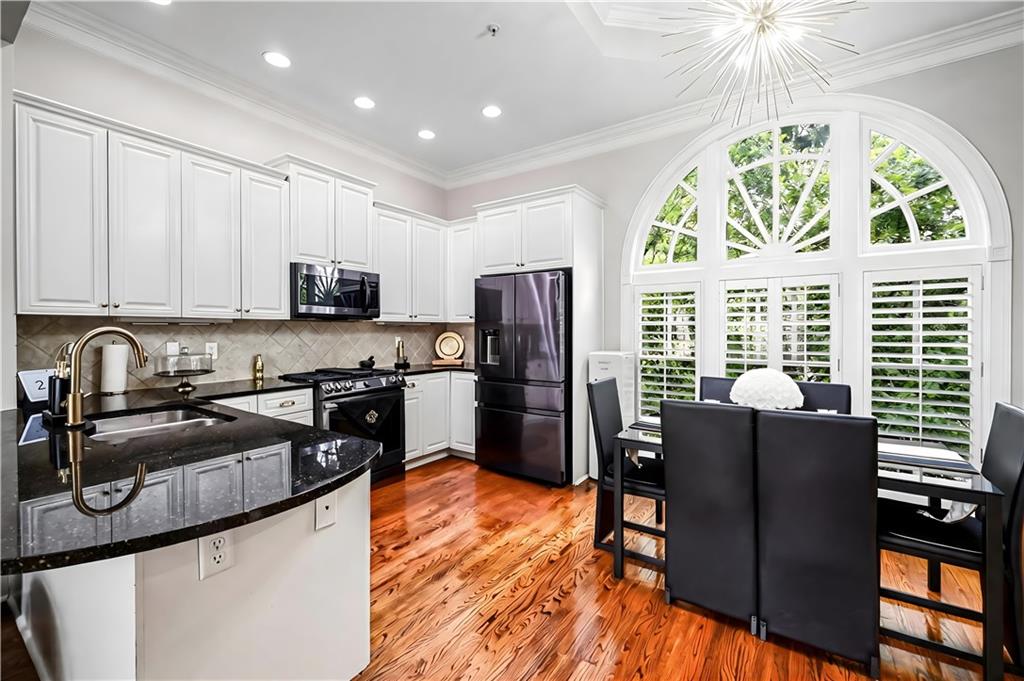 3541 Roswell Road Northeast, Unit 11 Atlanta, GA 30305 - Photo 7 of 41