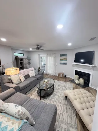 $3,400 | 310 Lapwing Lane, Mount Pleasant, SC 29464