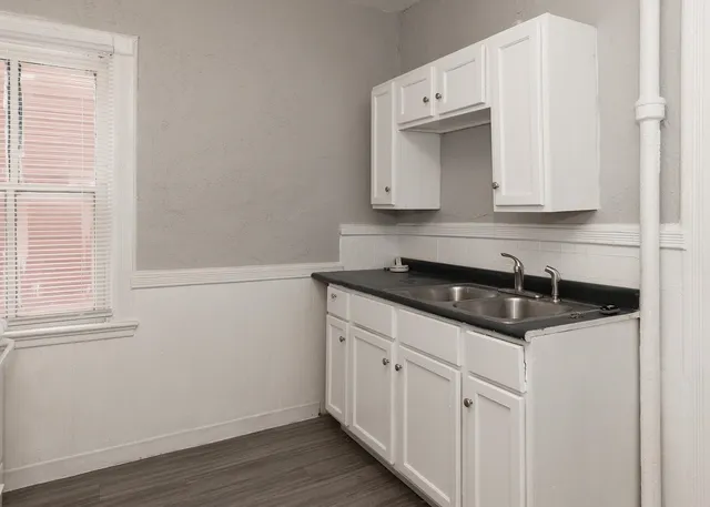 $67,000 | 2708 7th Avenue, Rock Island, IL 61201