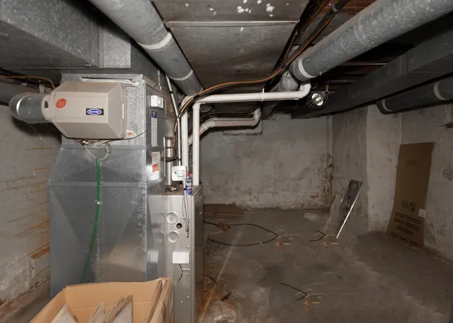 $67,000 | 2708 7th Avenue, Rock Island, IL 61201