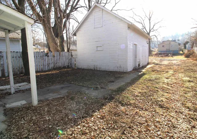 $67,000 | 2708 7th Avenue, Rock Island, IL 61201