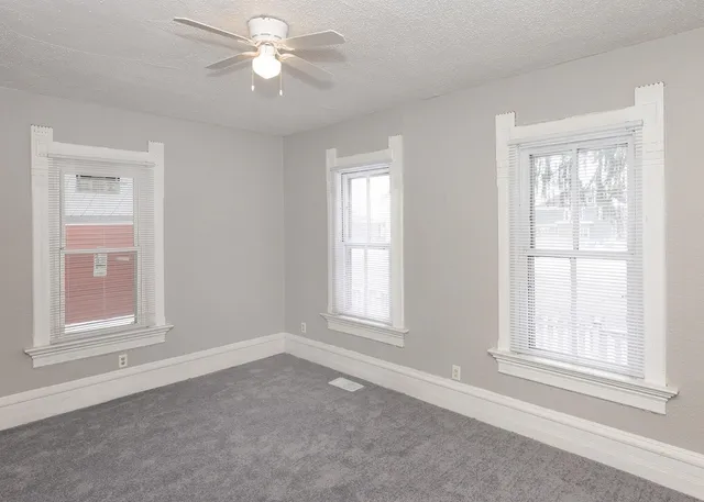 $67,000 | 2708 7th Avenue, Rock Island, IL 61201