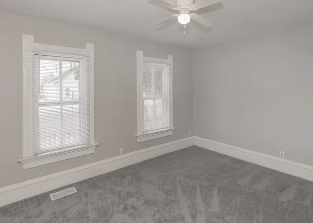 $67,000 | 2708 7th Avenue, Rock Island, IL 61201