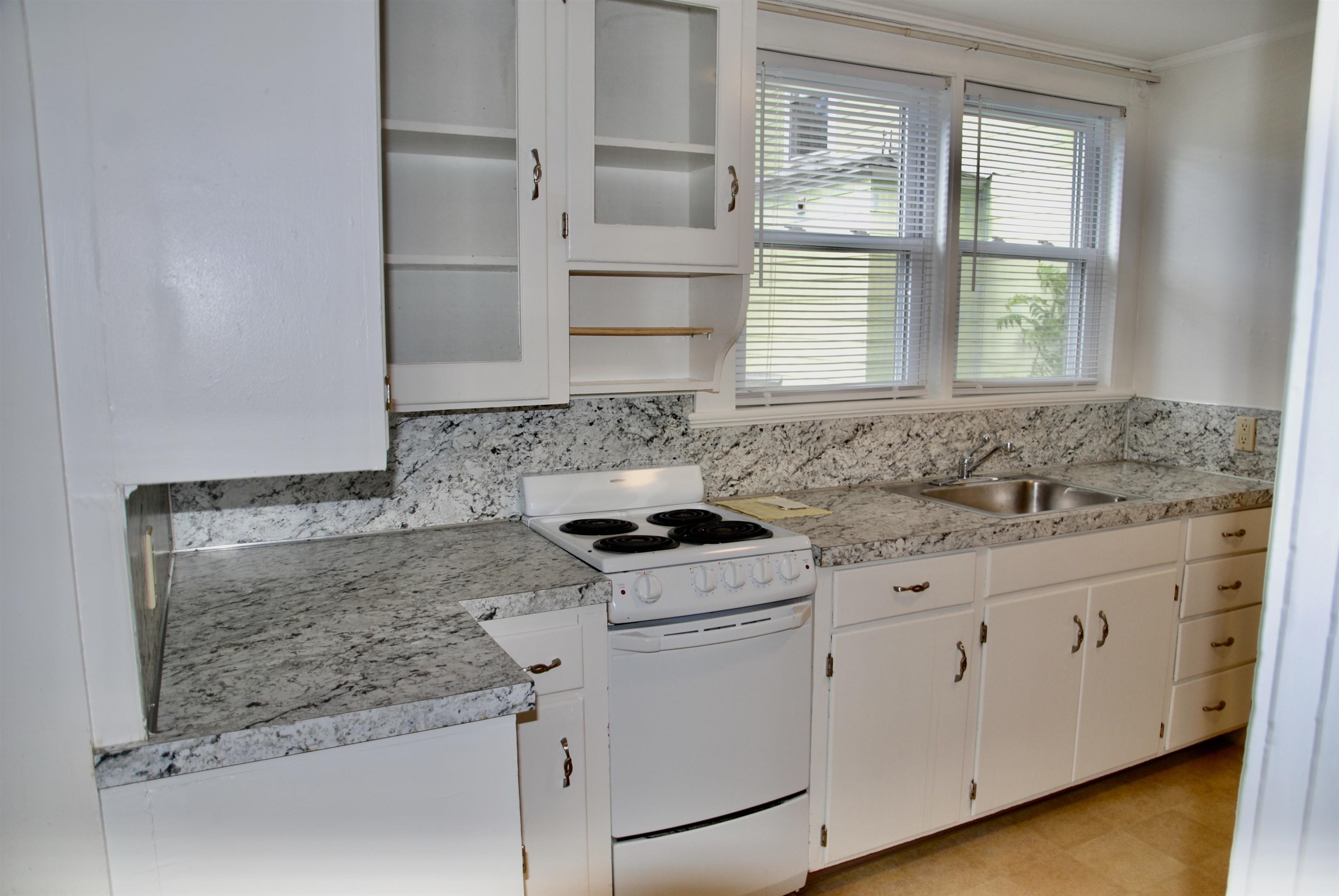 29 Federal Street, Unit 2 Concord, NH 03301 - Photo 11 of 14