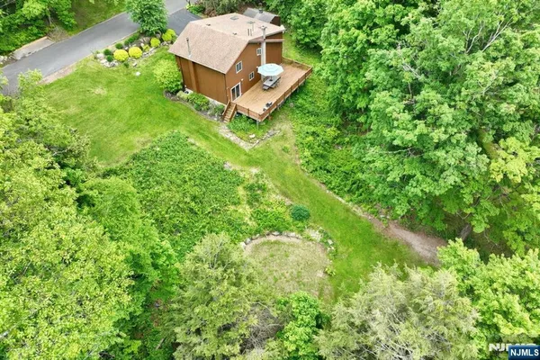 $599,900 | 64 Larchmont Drive, West Milford, NJ 07421