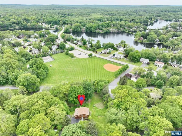 $599,900 | 64 Larchmont Drive, West Milford, NJ 07421