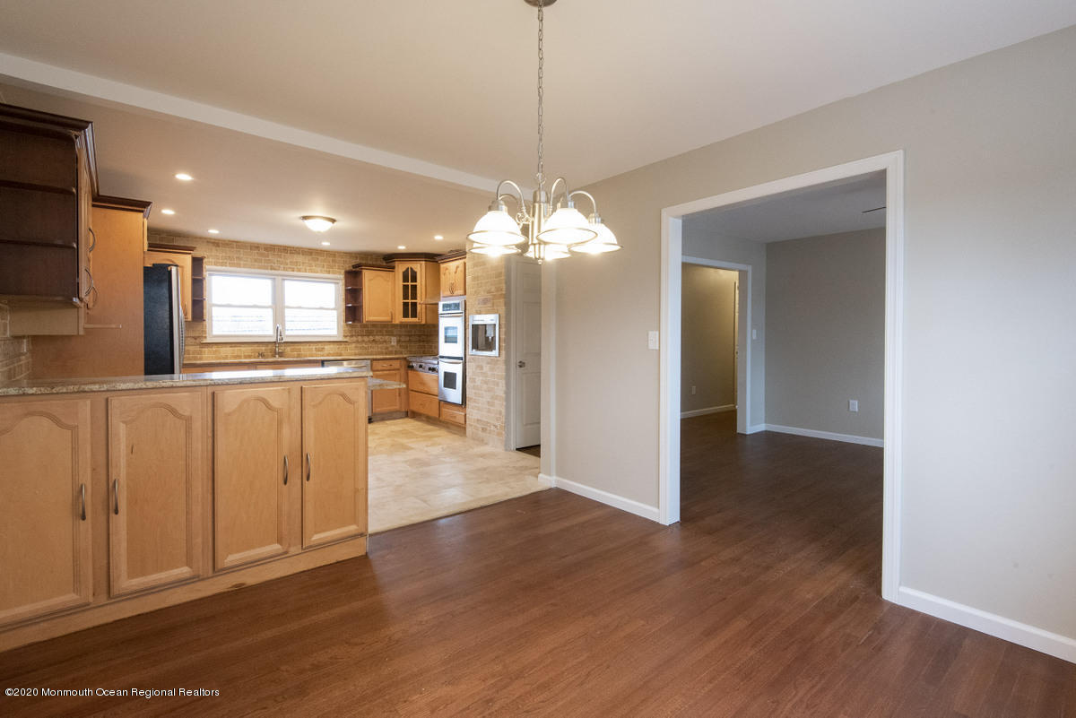 538 Line Road Hazlet, NJ 07730 - Photo 17 of 33 Dining_2